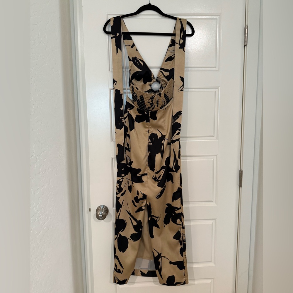 Nellah Cut Out Halter Maxi Dress Black Nude XS - Picture 11 of 11